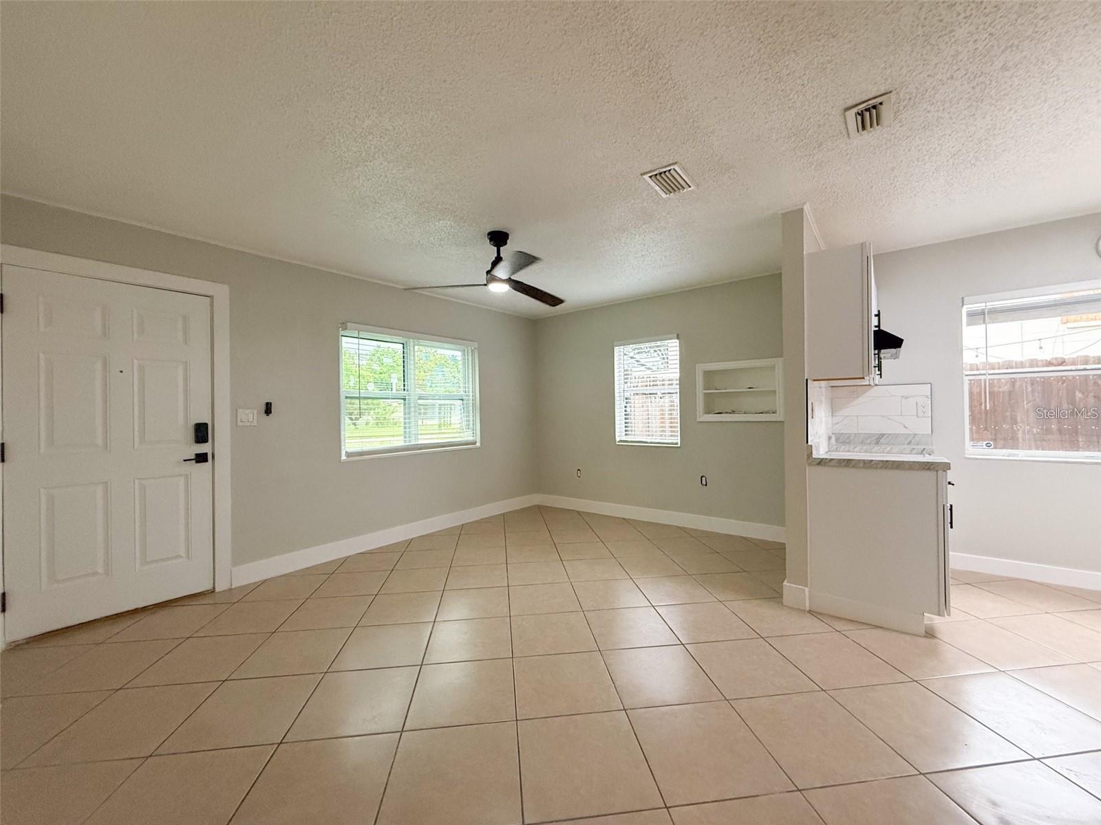 Image 3 of 21 For 6708 Faul Street