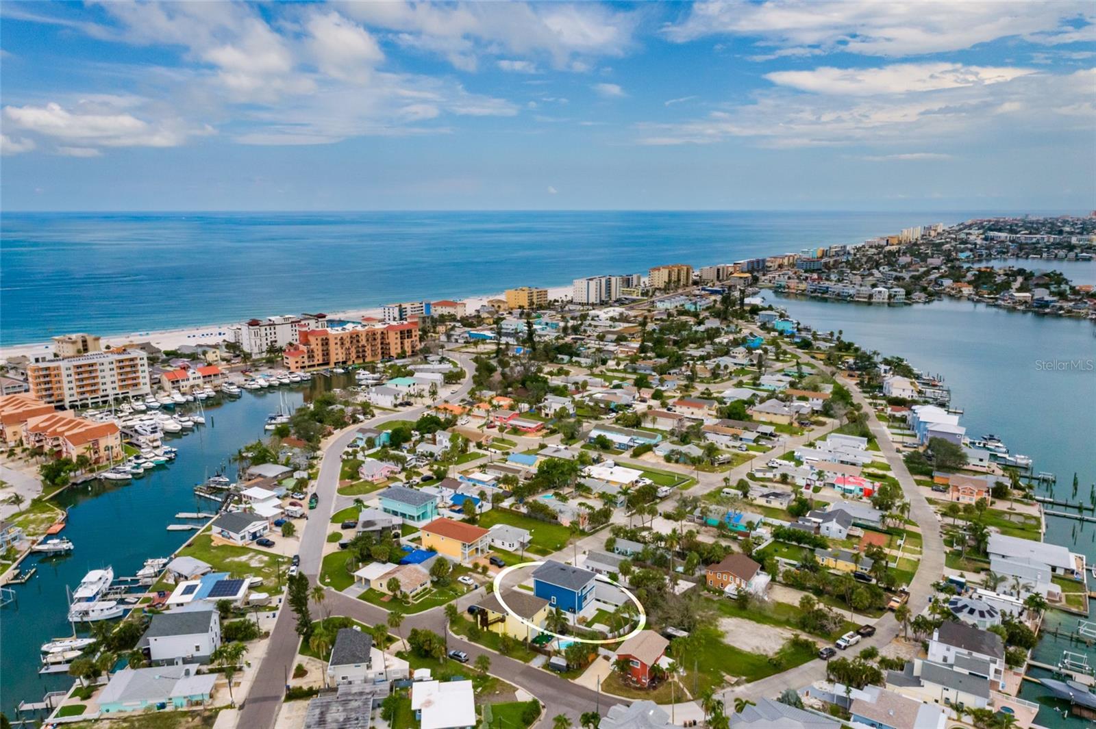 Listing photo id 27 for 13117 4th Street E