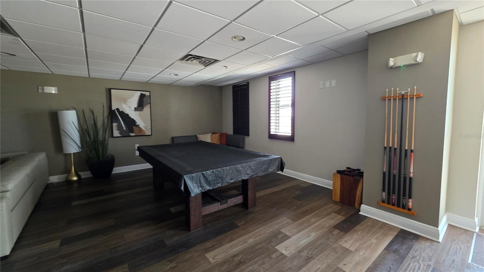 Listing photo id 20 for 628 Cleveland Street 905