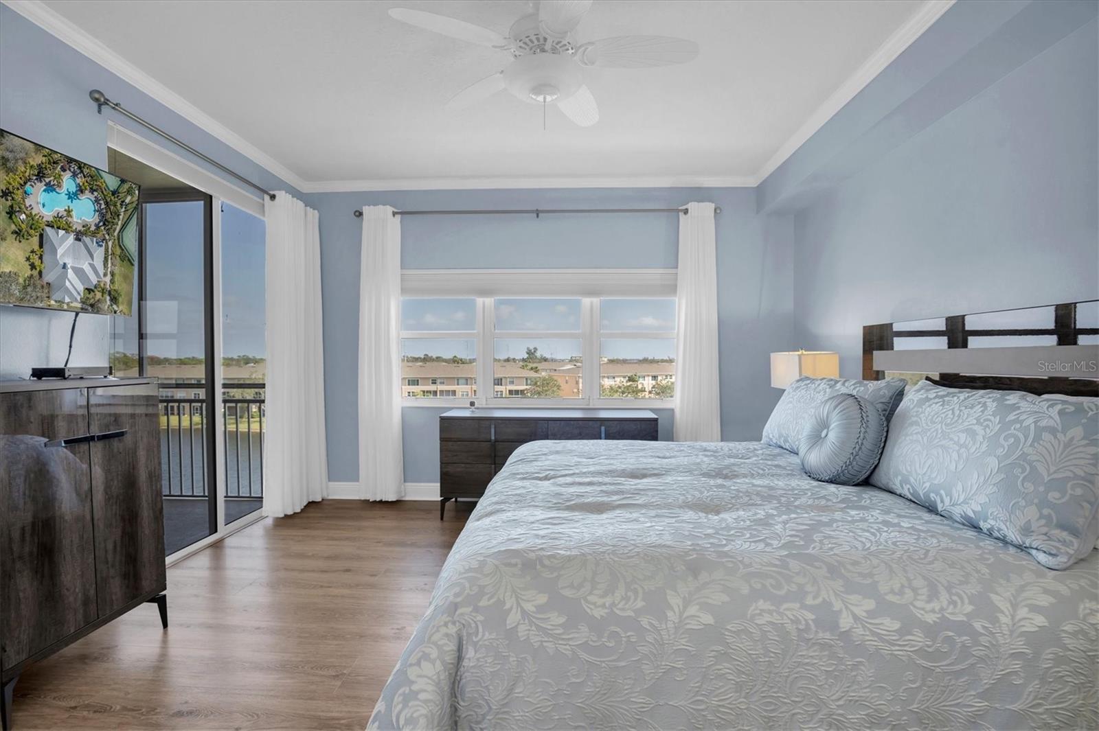 Image 17 of 46 For 7069 Key Haven Road 504
