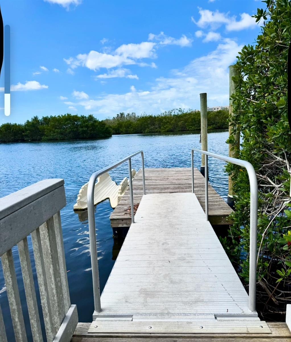 Image 41 of 46 For 7069 Key Haven Road 504