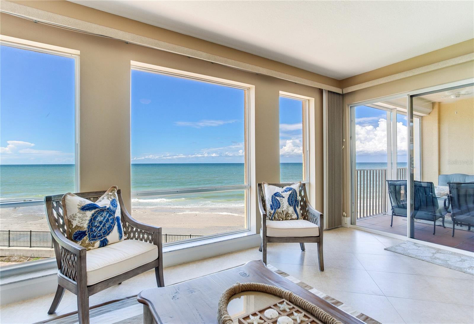 Image 15 of 81 For 16700 Gulf Boulevard 326