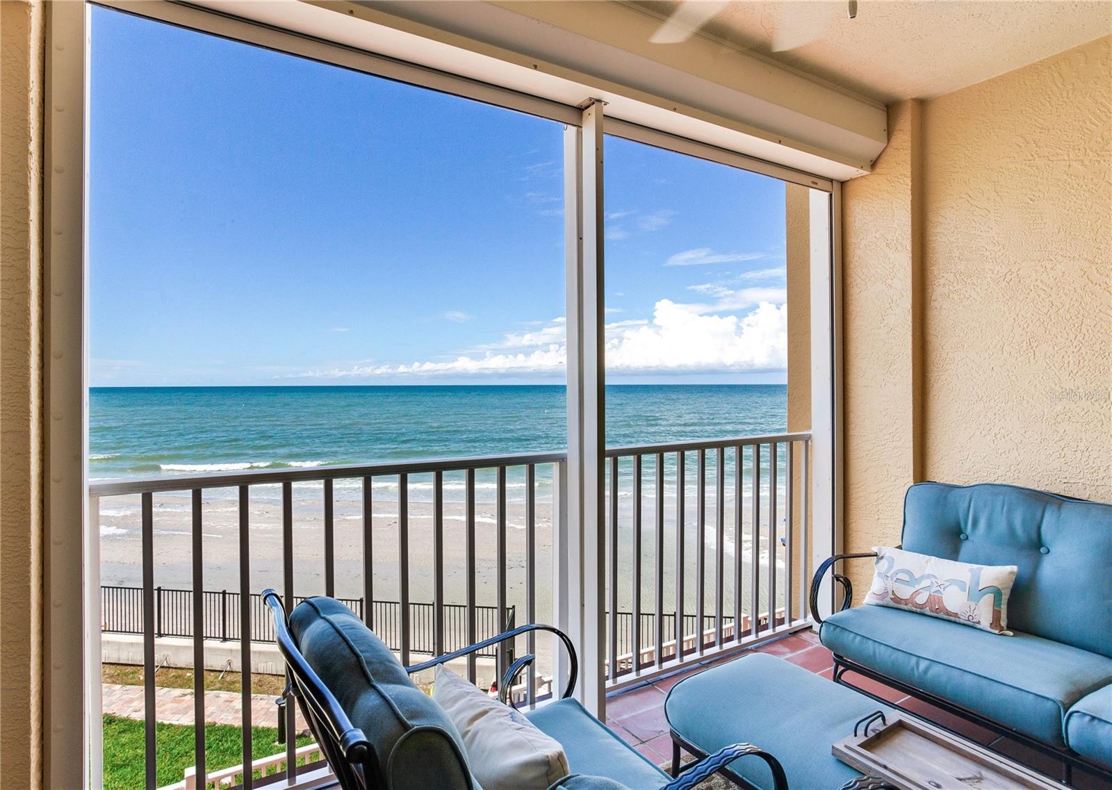 Image 17 of 81 For 16700 Gulf Boulevard 326