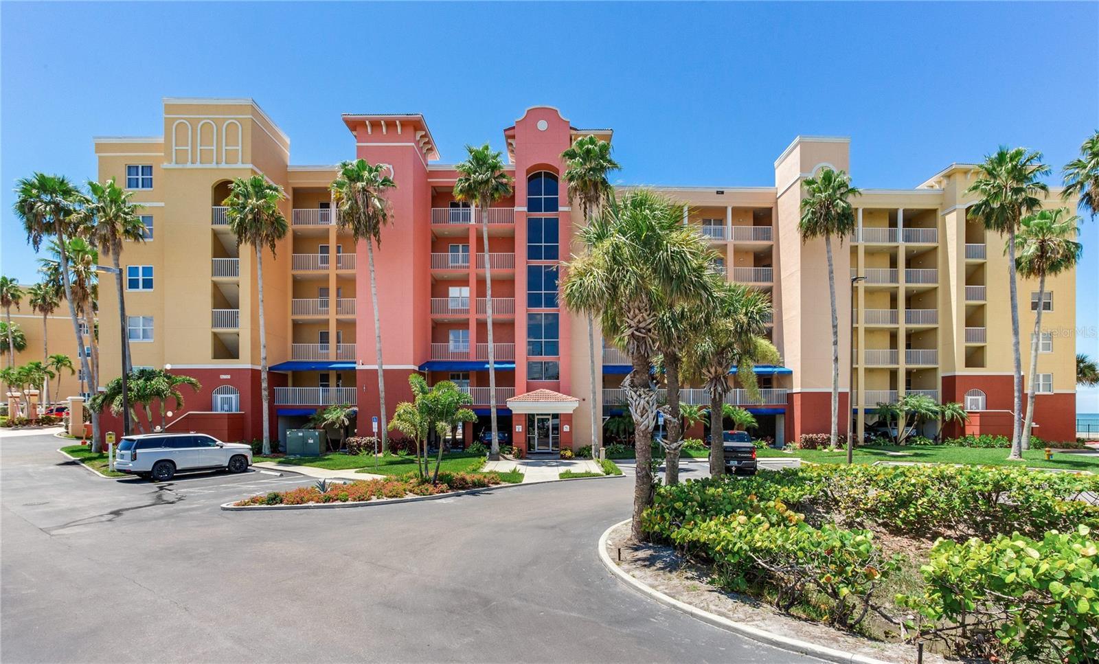 Image 2 of 81 For 16700 Gulf Boulevard 326