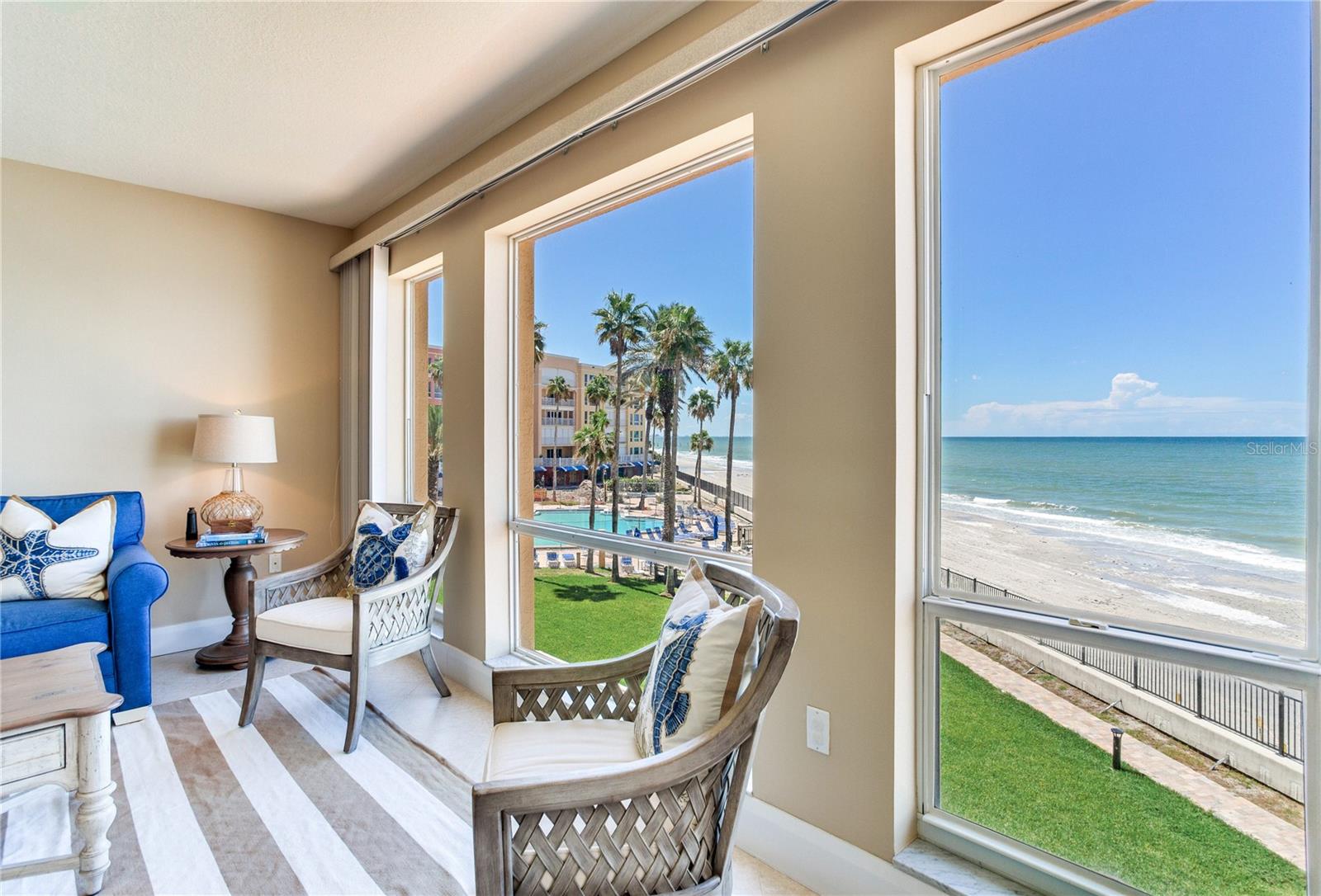 Image 23 of 81 For 16700 Gulf Boulevard 326