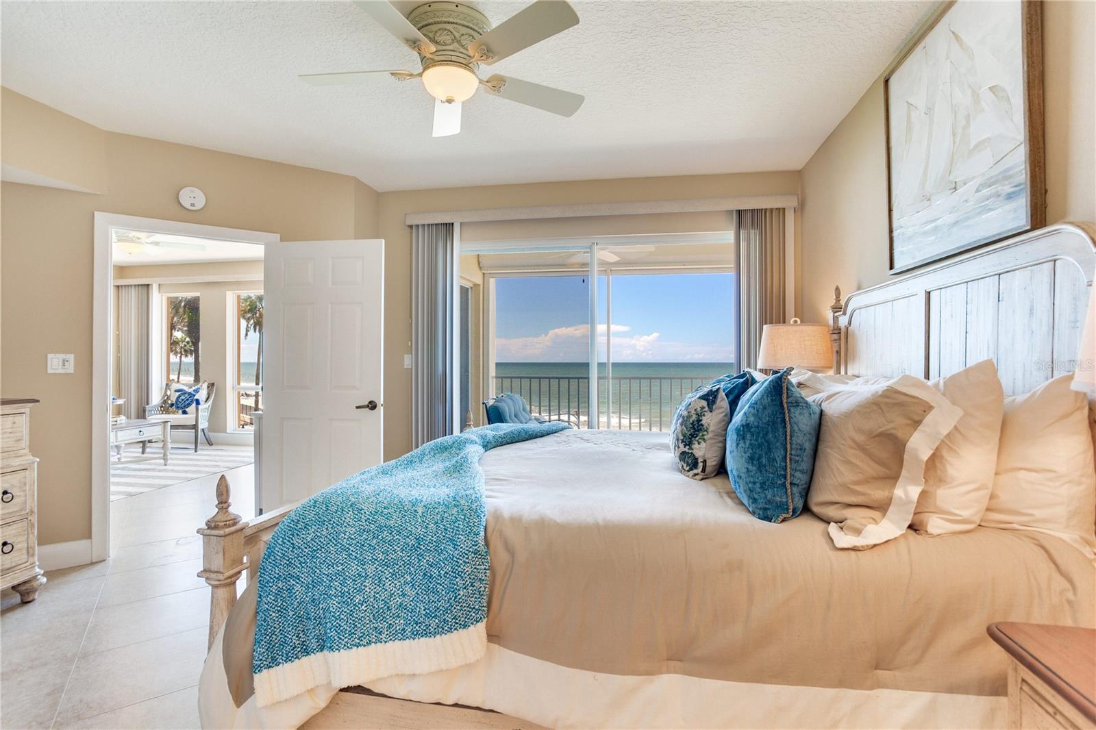 Image 31 of 81 For 16700 Gulf Boulevard 326