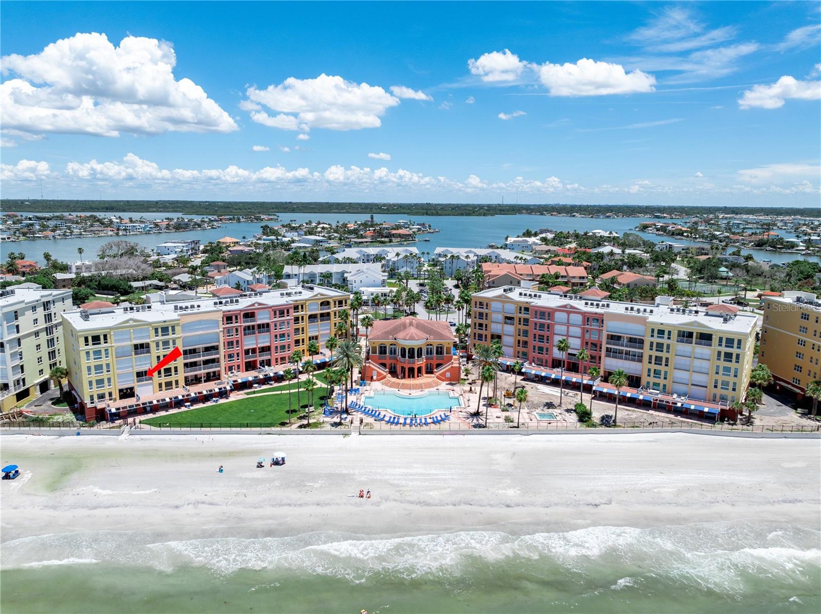 Image 6 of 81 For 16700 Gulf Boulevard 326