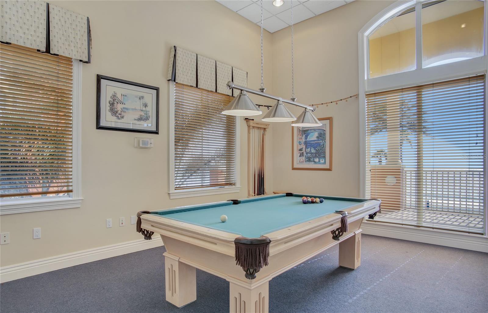 Image 60 of 81 For 16700 Gulf Boulevard 326