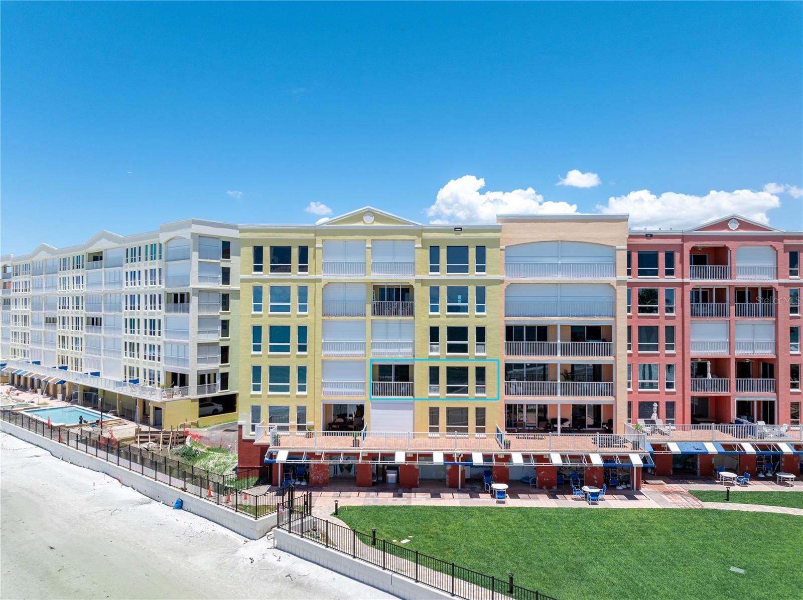 Image 77 of 81 For 16700 Gulf Boulevard 326