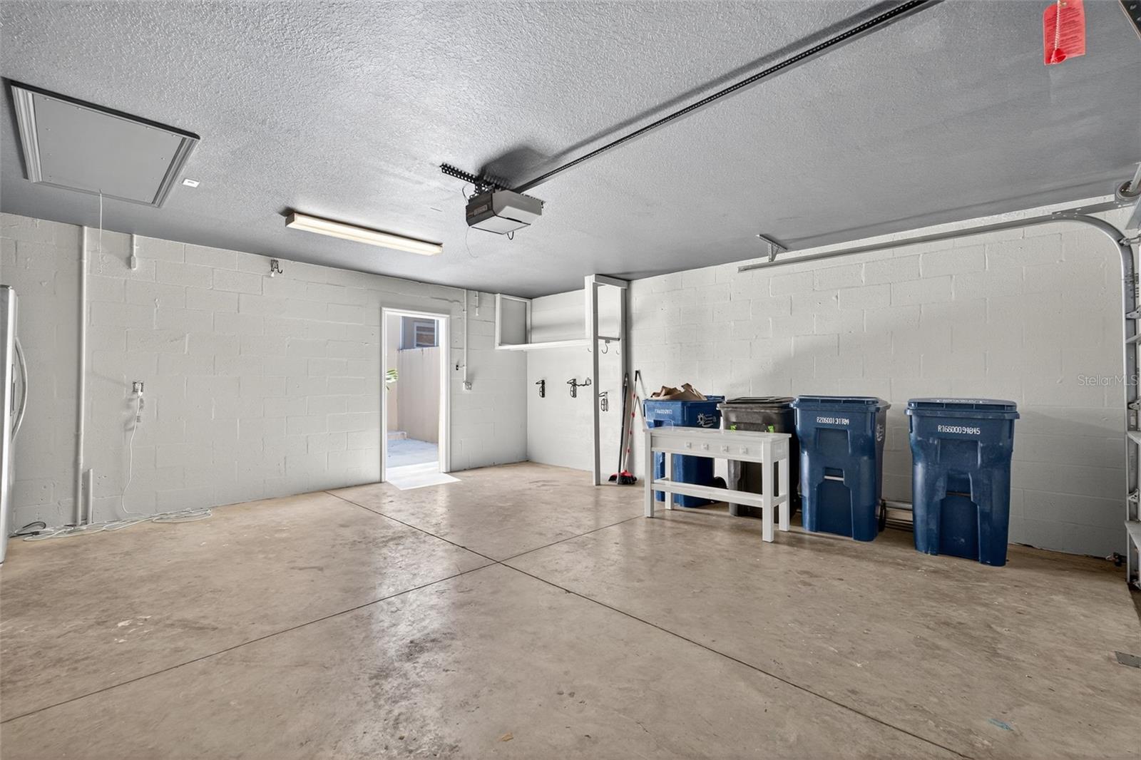 Image 43 of 92 For 11607 Old Florida Lane