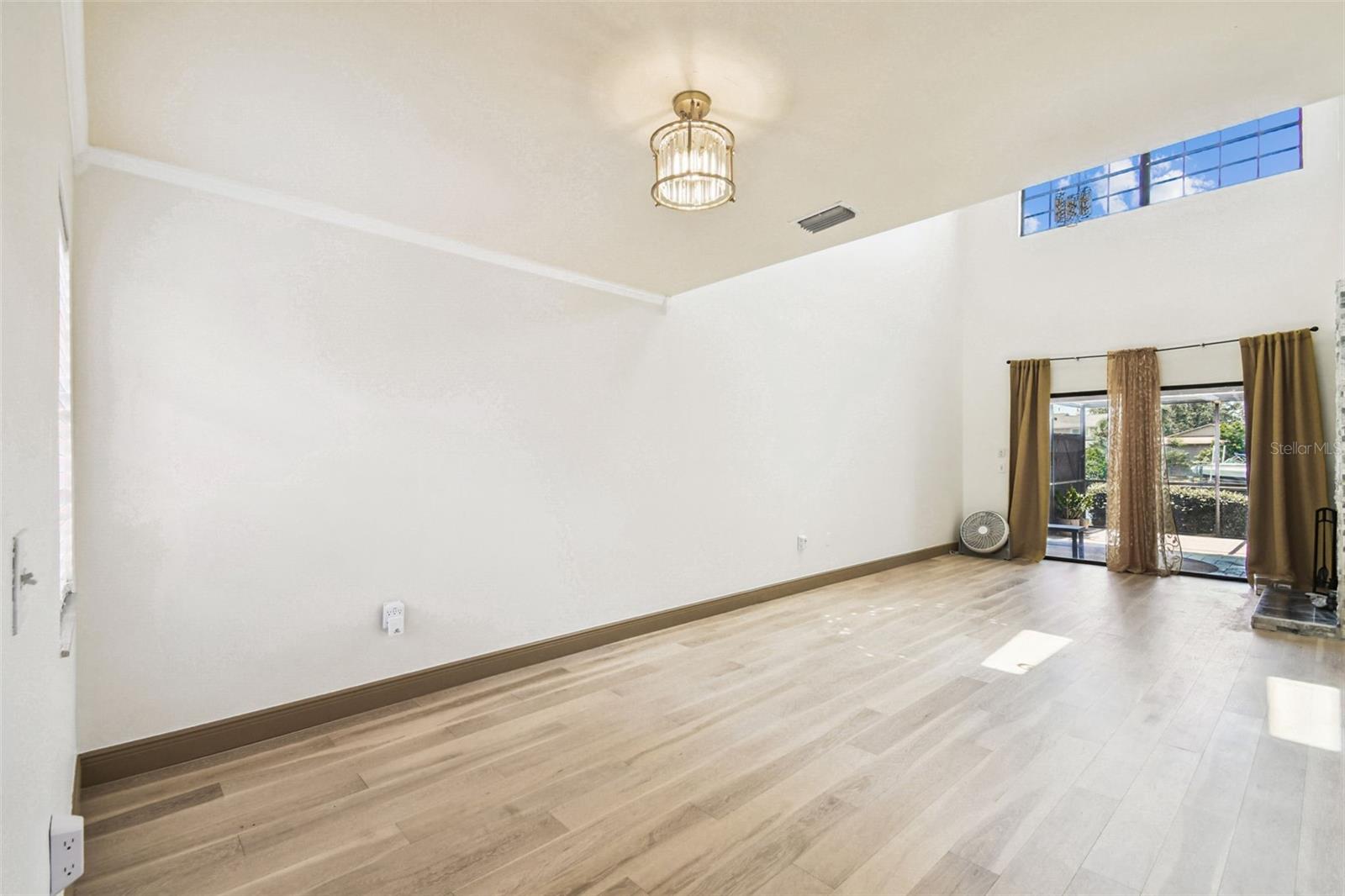Image 11 of 45 For 10444 Saint Tropez Place