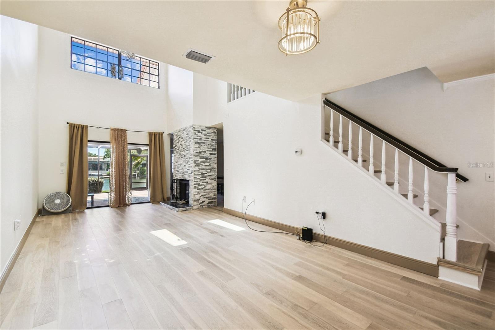 Image 13 of 45 For 10444 Saint Tropez Place