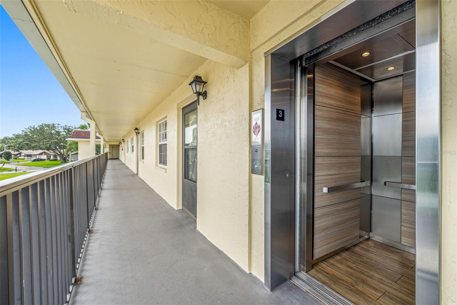 Image 23 of 56 For 1450 Heather Ridge Boulevard 305