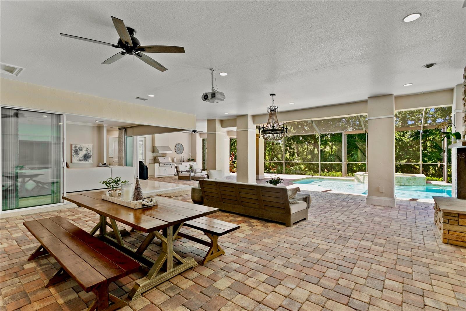 Image 47 of 53 For 1805 Bella Lago Lane