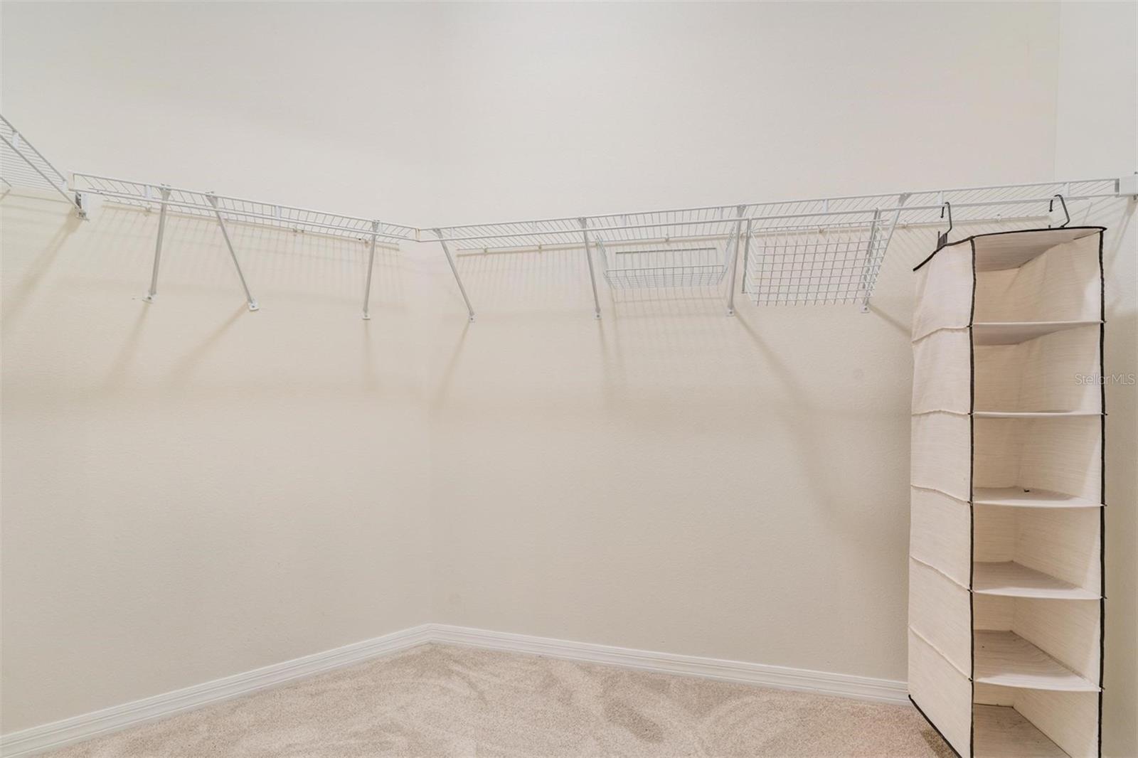 Image 20 of 39 For 8406 Terrace Meadows Court
