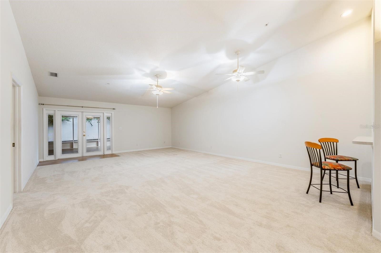 Image 5 of 39 For 8406 Terrace Meadows Court