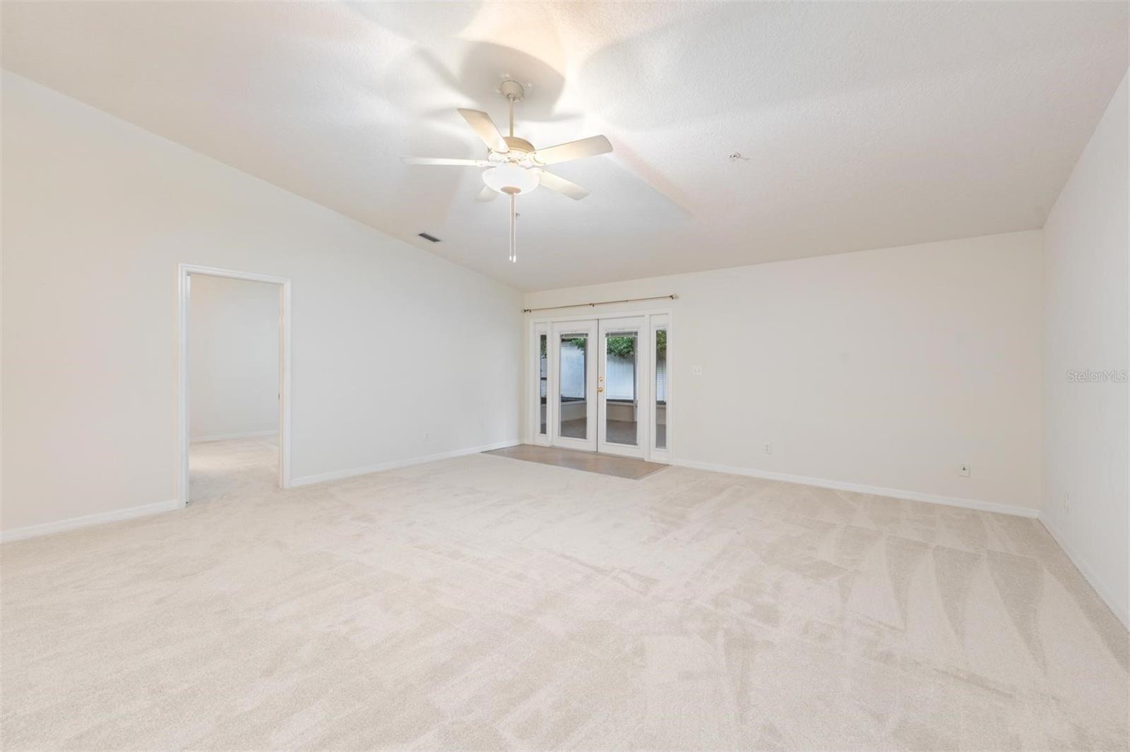 Image 6 of 39 For 8406 Terrace Meadows Court
