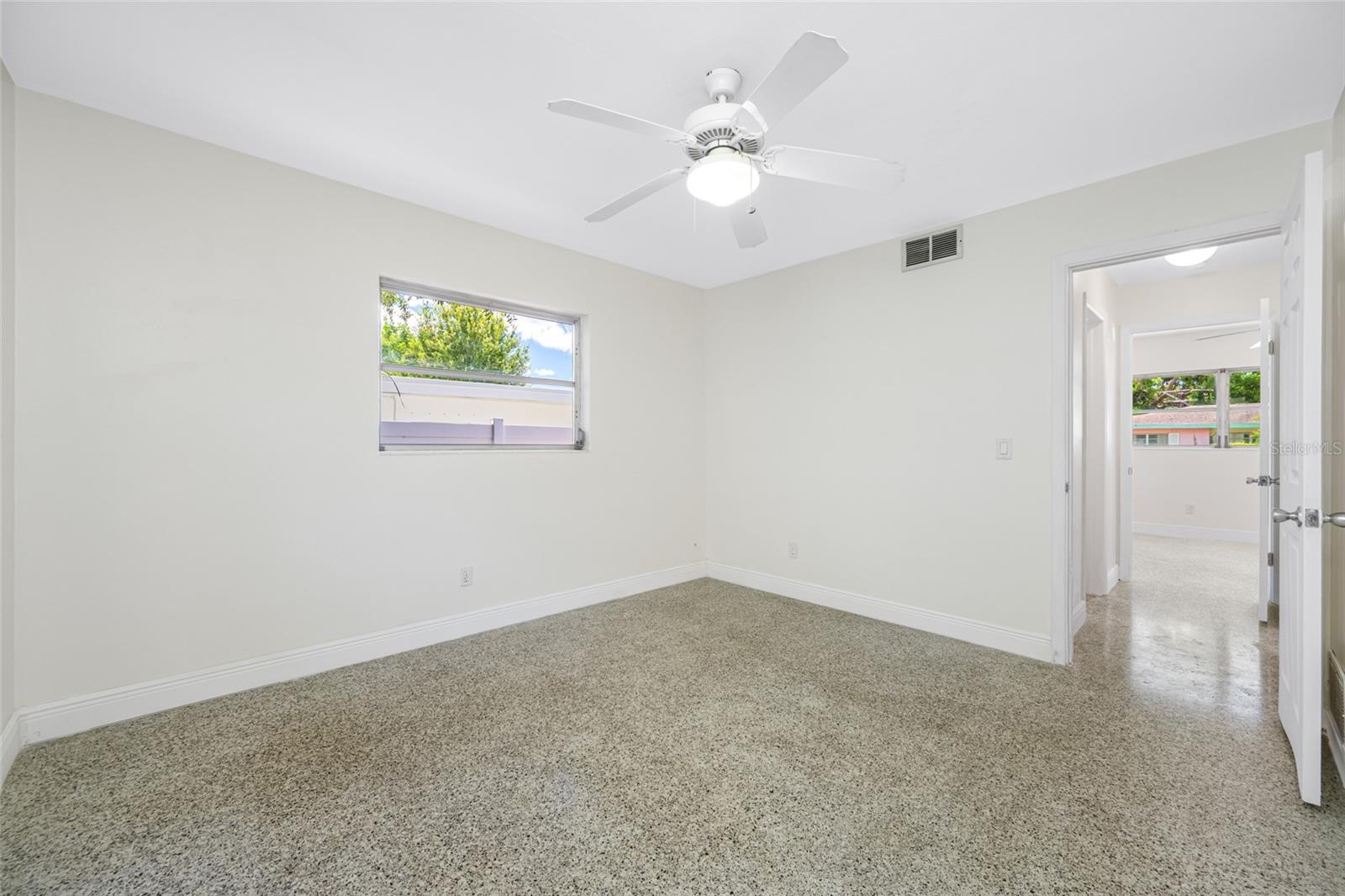 Image 46 of 70 For 2141 Indian Avenue S