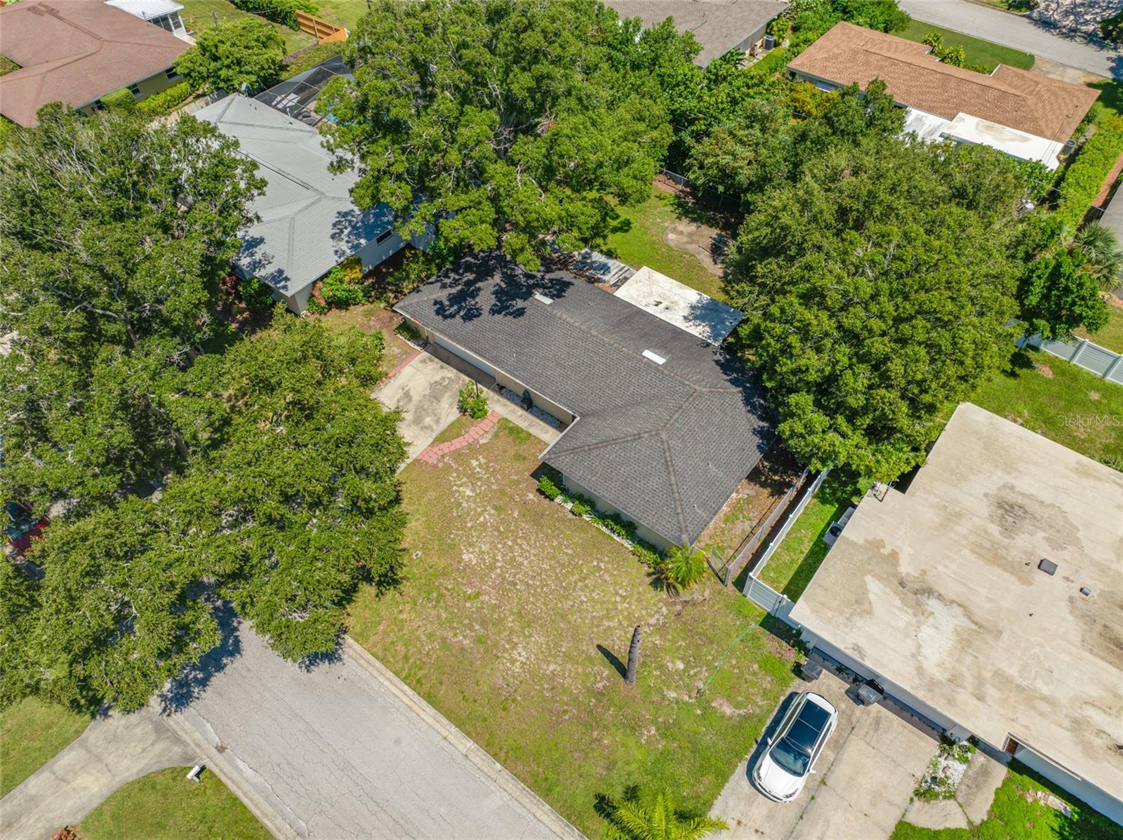 Image 8 of 70 For 2141 Indian Avenue S
