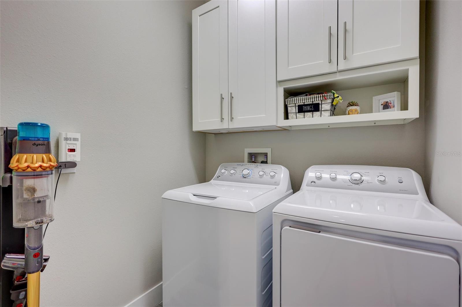 Listing photo id 14 for 17320 Boyscout Lane
