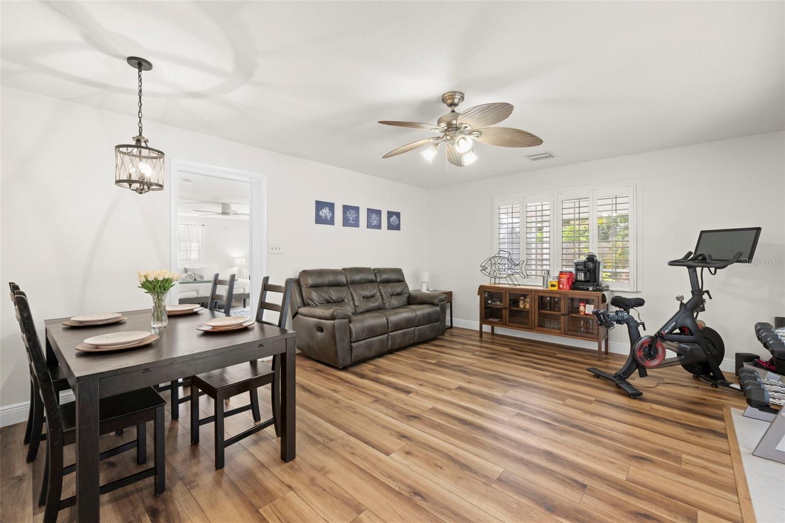 Image 14 of 49 For 3264 57th Street N