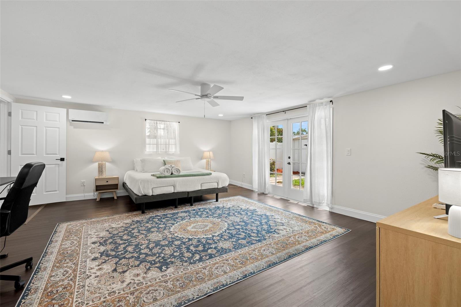 Image 16 of 49 For 3264 57th Street N