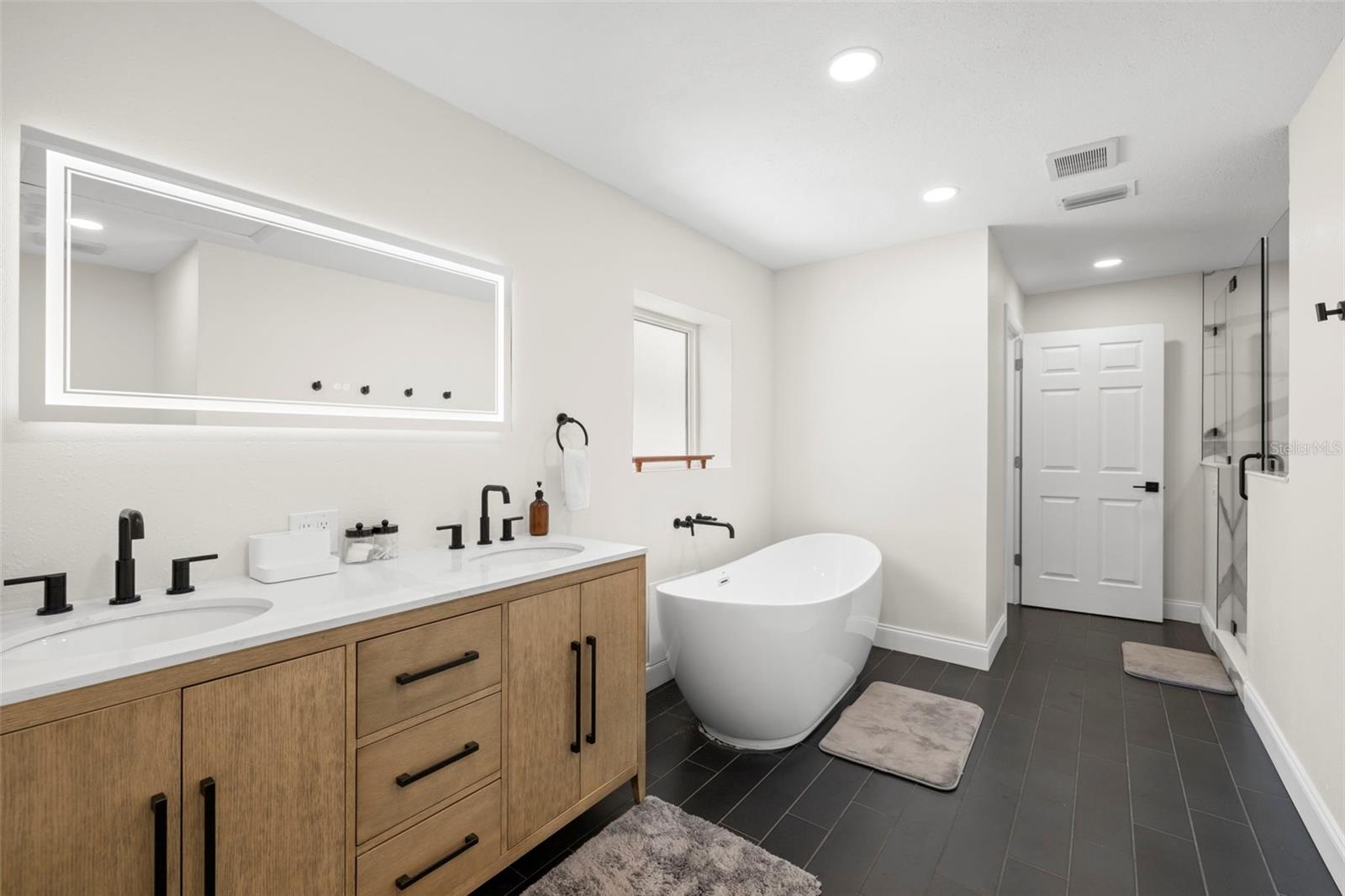 Image 25 of 49 For 3264 57th Street N