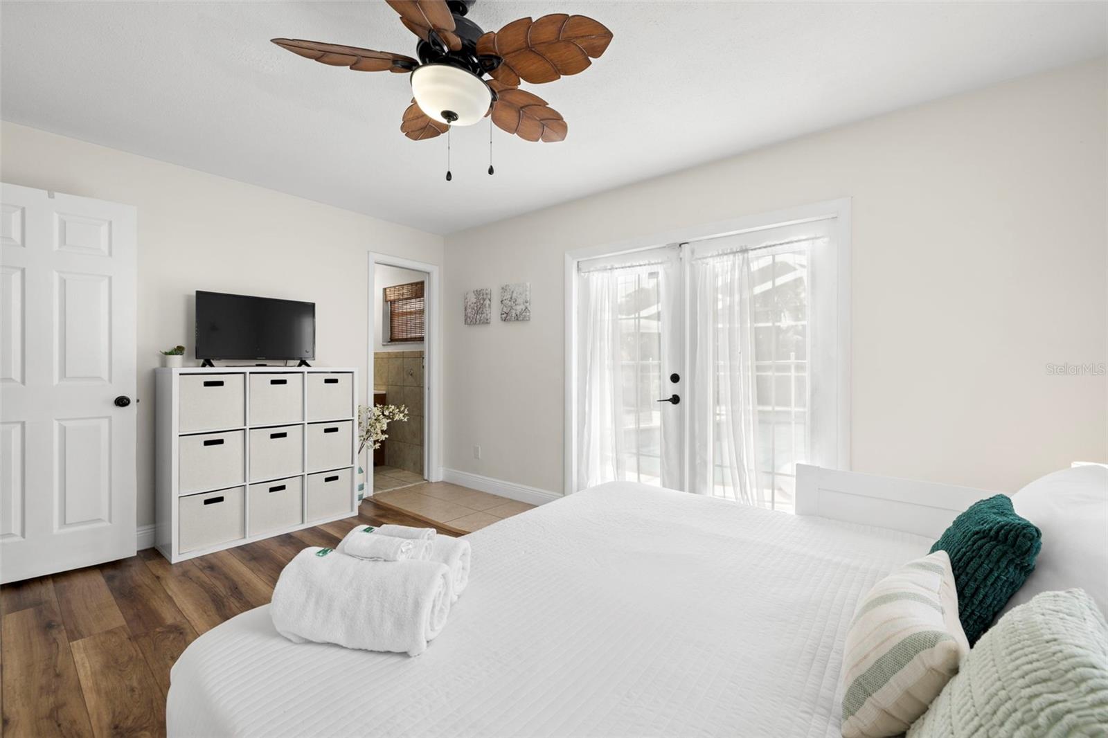 Image 31 of 49 For 3264 57th Street N