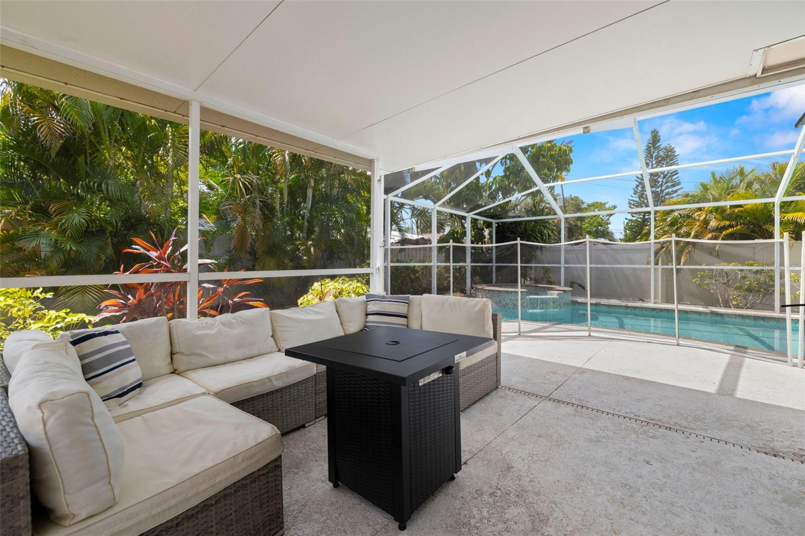 Image 42 of 49 For 3264 57th Street N