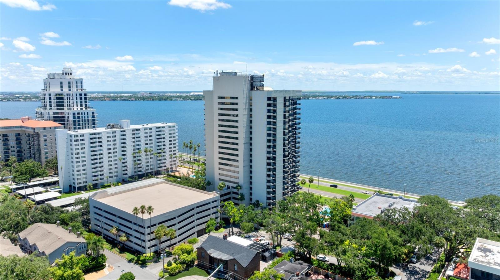 Image 35 of 37 For 2413 Bayshore Boulevard 1401