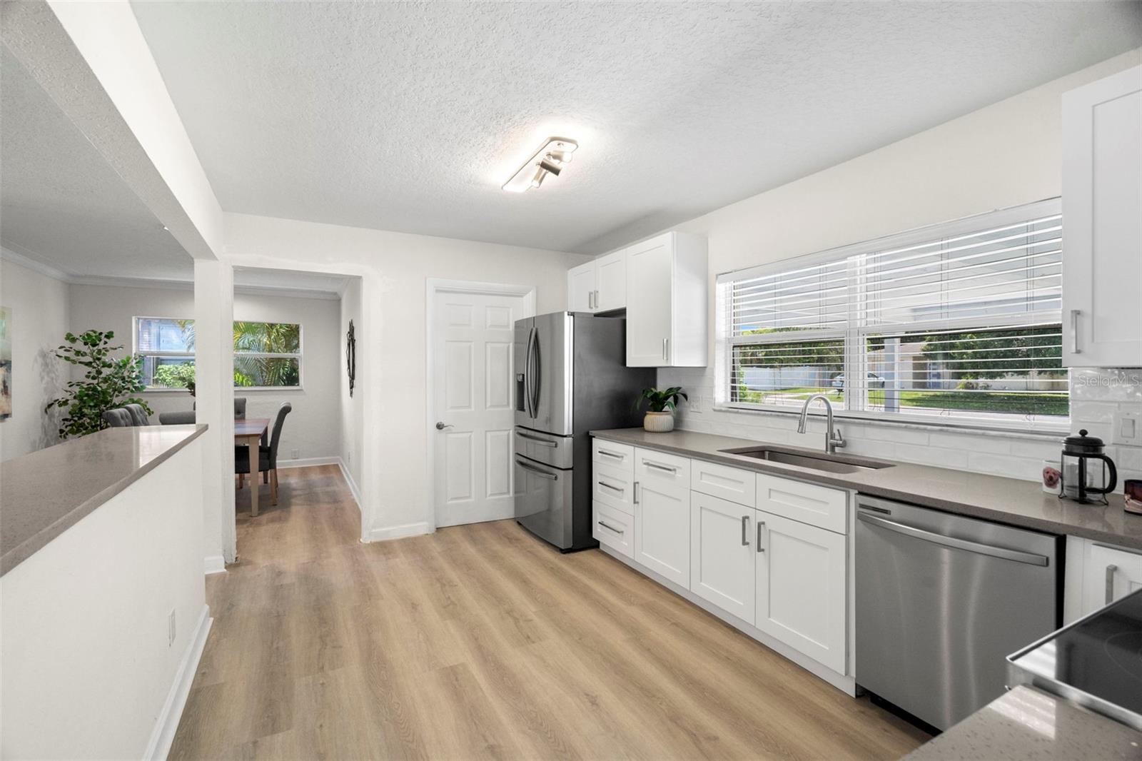 Image 13 of 41 For 5813 18th Avenue S