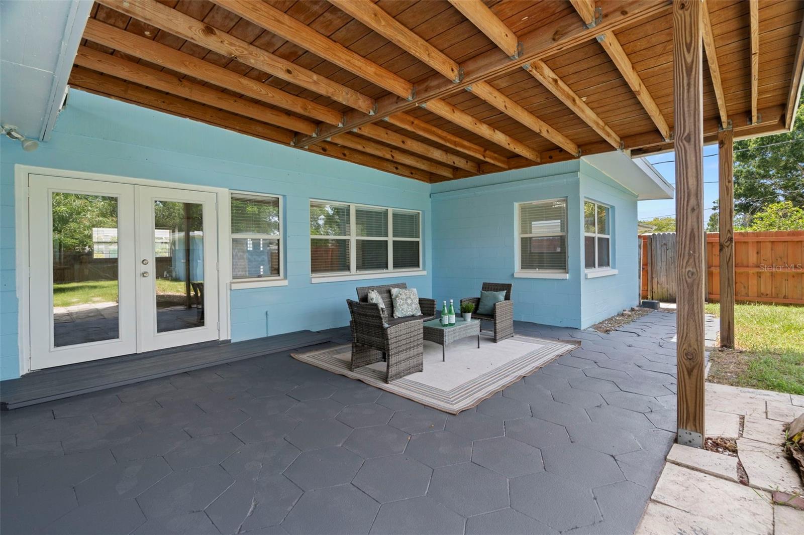 Image 33 of 41 For 5813 18th Avenue S