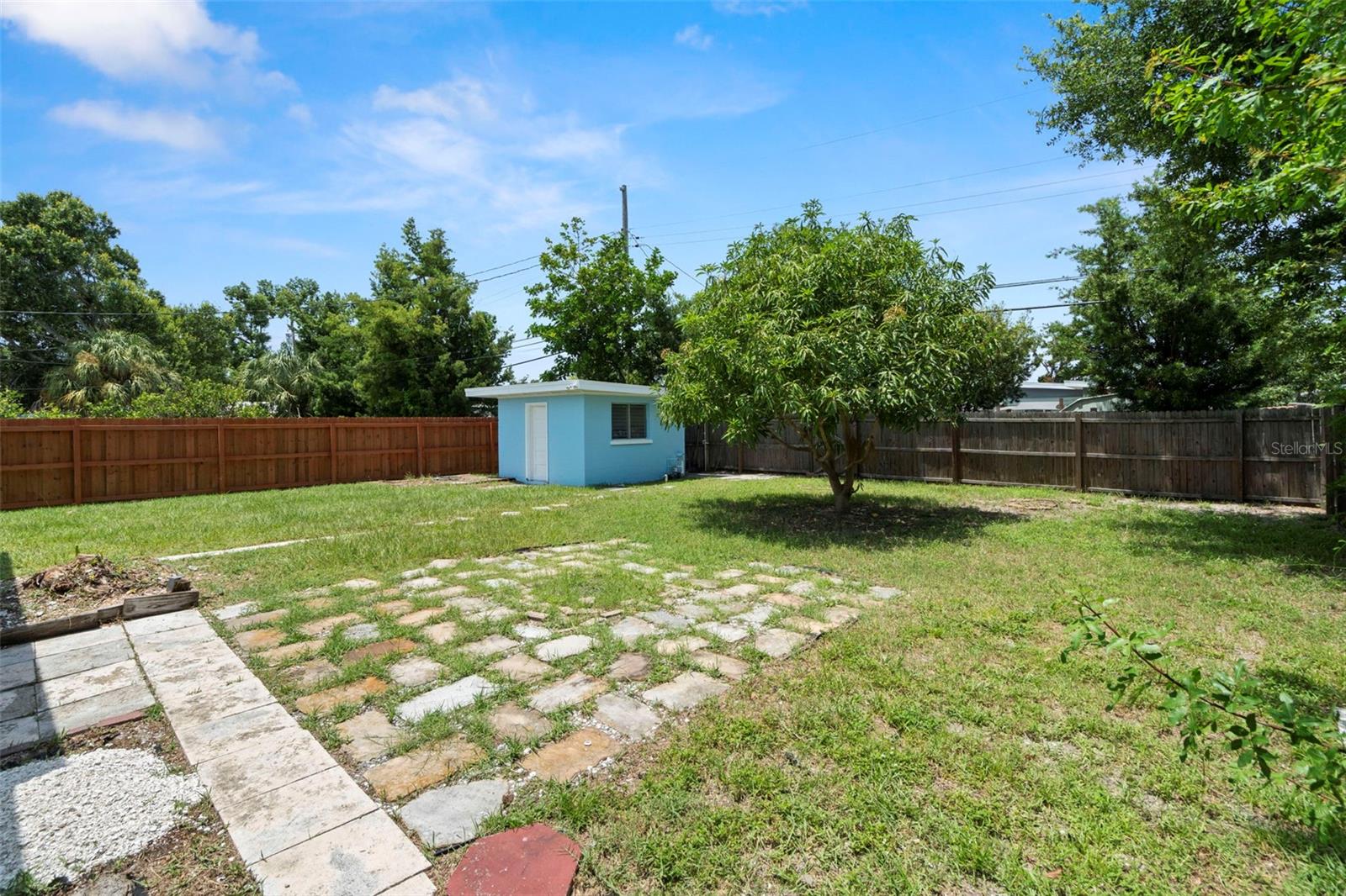 Image 36 of 41 For 5813 18th Avenue S