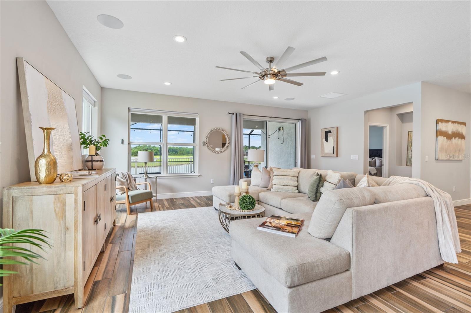 Image 15 of 56 For 18208 Roseate Drive