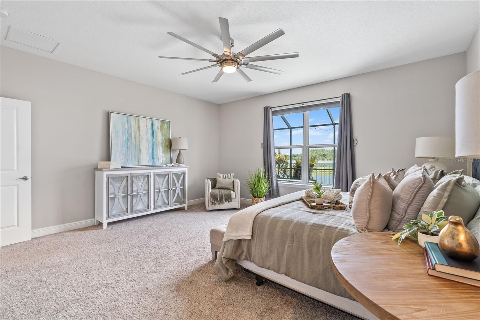 Image 22 of 56 For 18208 Roseate Drive