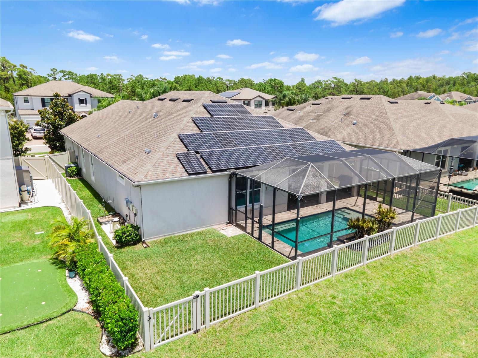 Image 46 of 56 For 18208 Roseate Drive