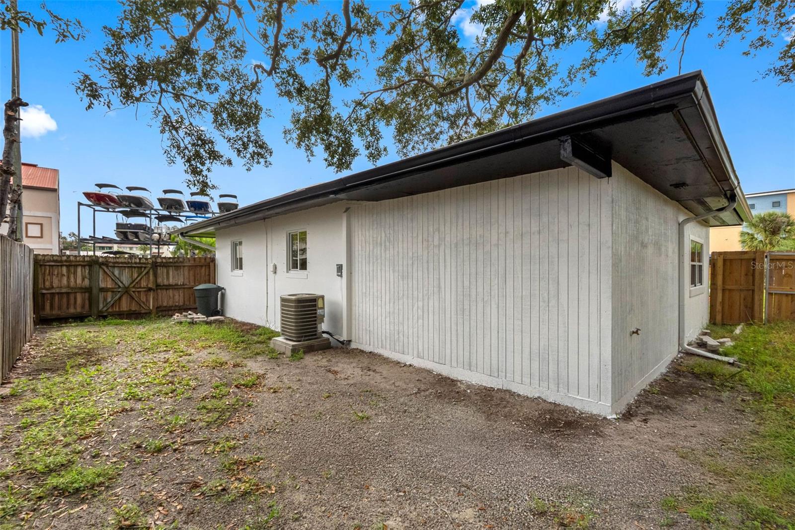 Image 40 of 71 For 2413 Baywood Drive E