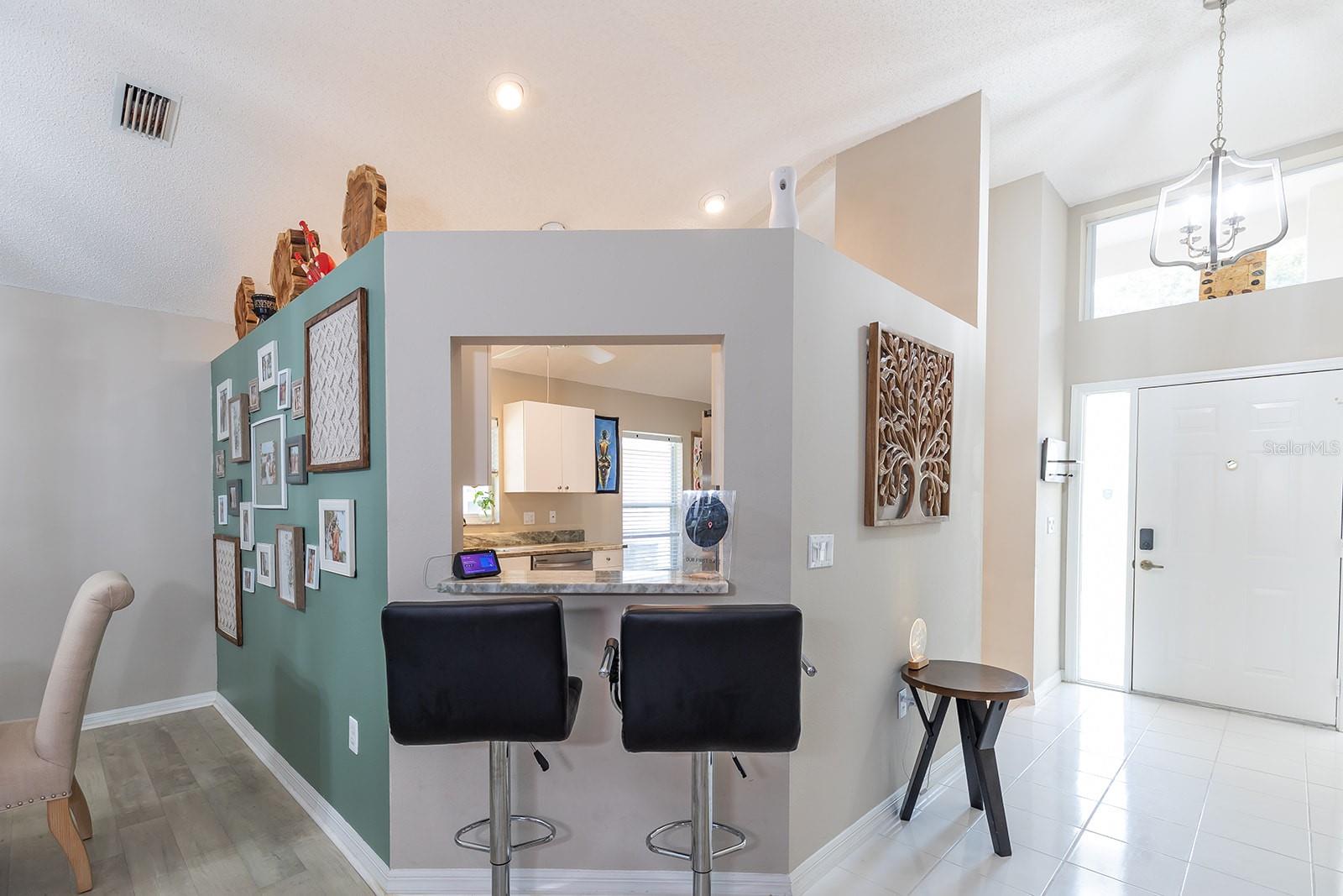 Image 13 of 41 For 1049 Trafalgar Drive