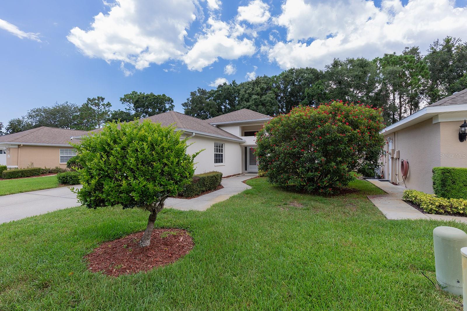 Image 3 of 41 For 1049 Trafalgar Drive