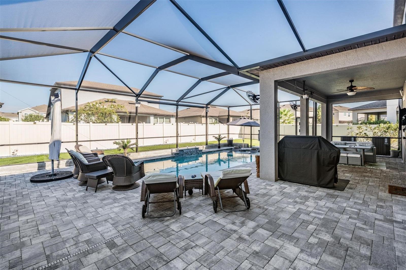 Image 12 of 77 For 7999 Lago Mist Way