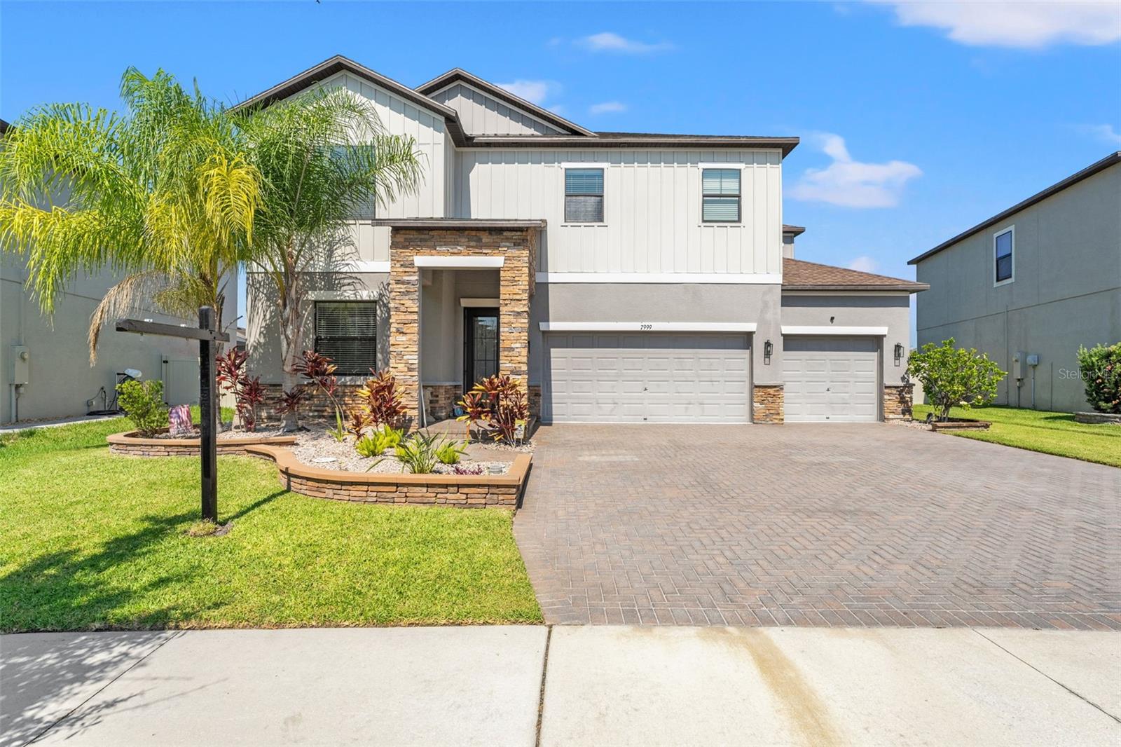 Image 2 of 77 For 7999 Lago Mist Way