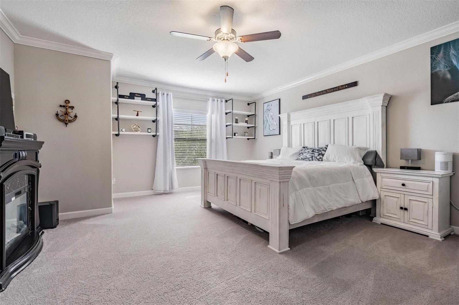 Image 33 of 77 For 7999 Lago Mist Way
