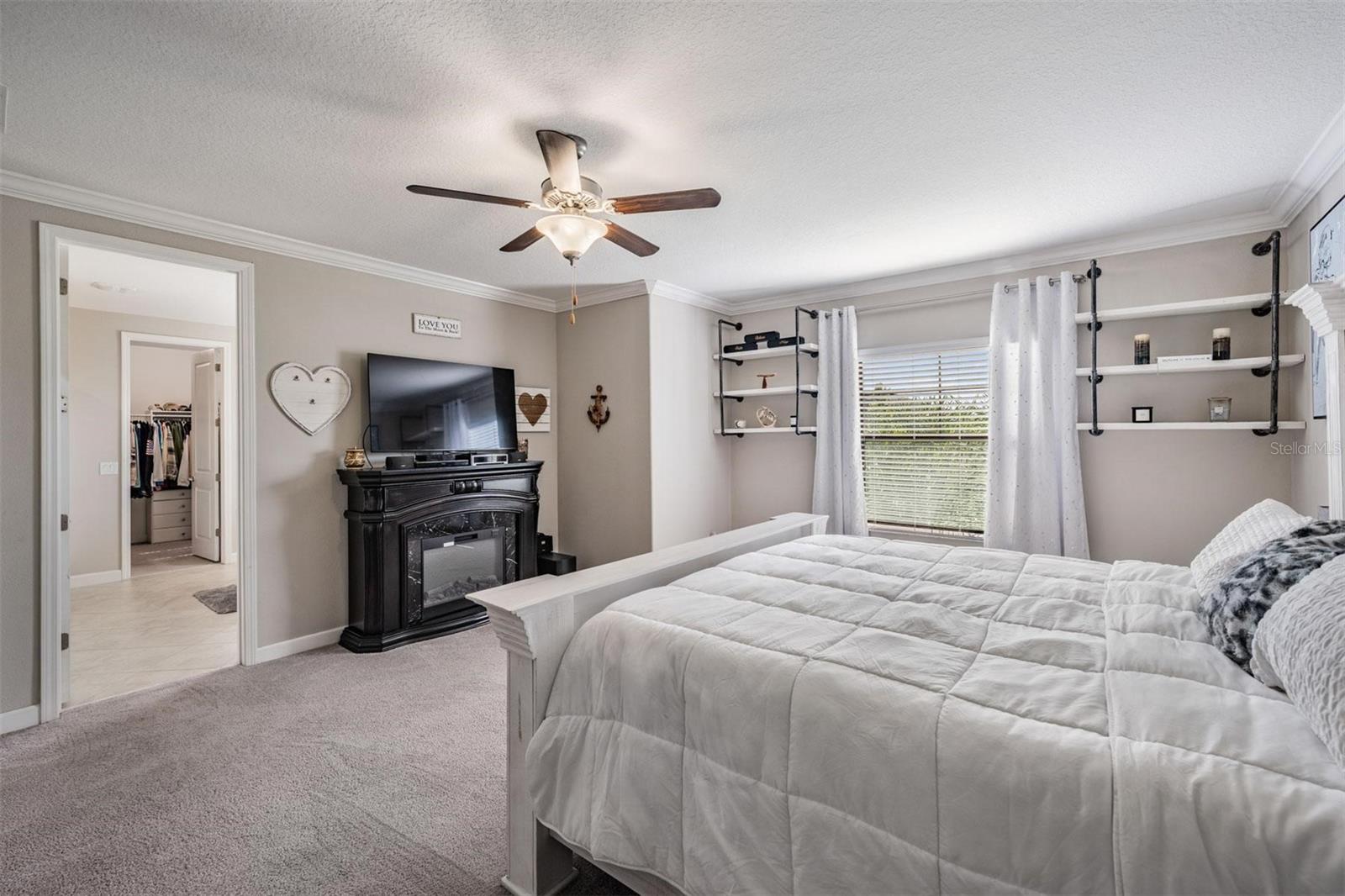 Image 34 of 77 For 7999 Lago Mist Way