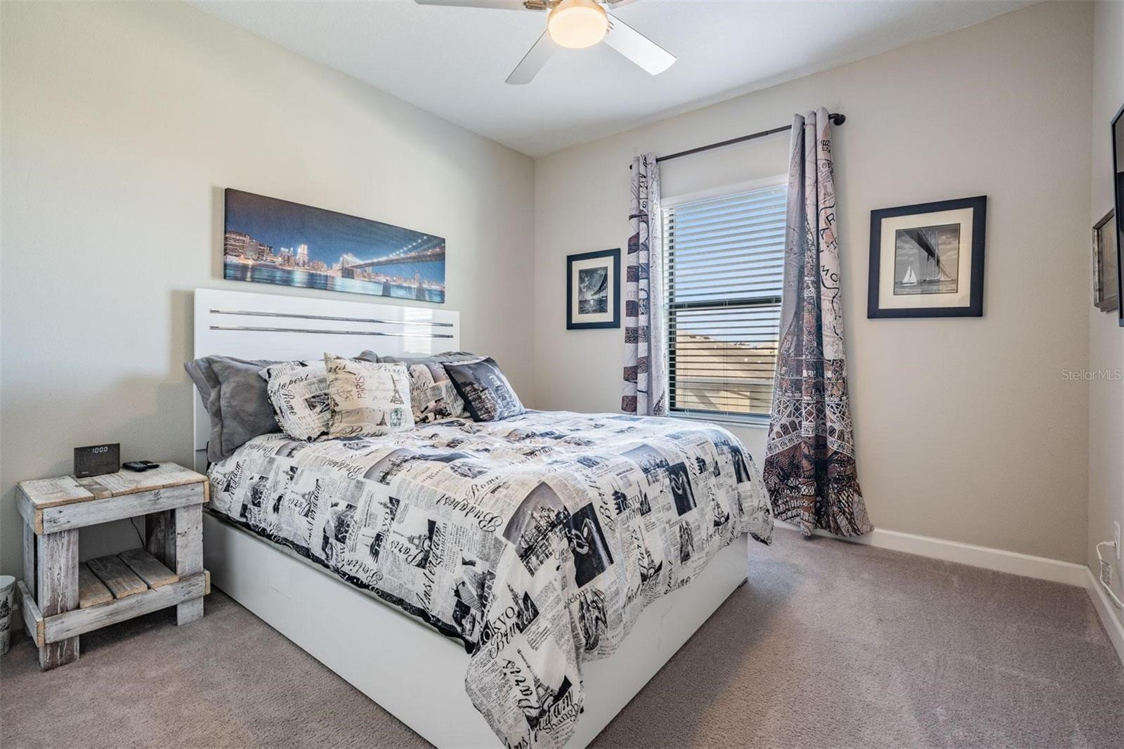 Image 45 of 77 For 7999 Lago Mist Way