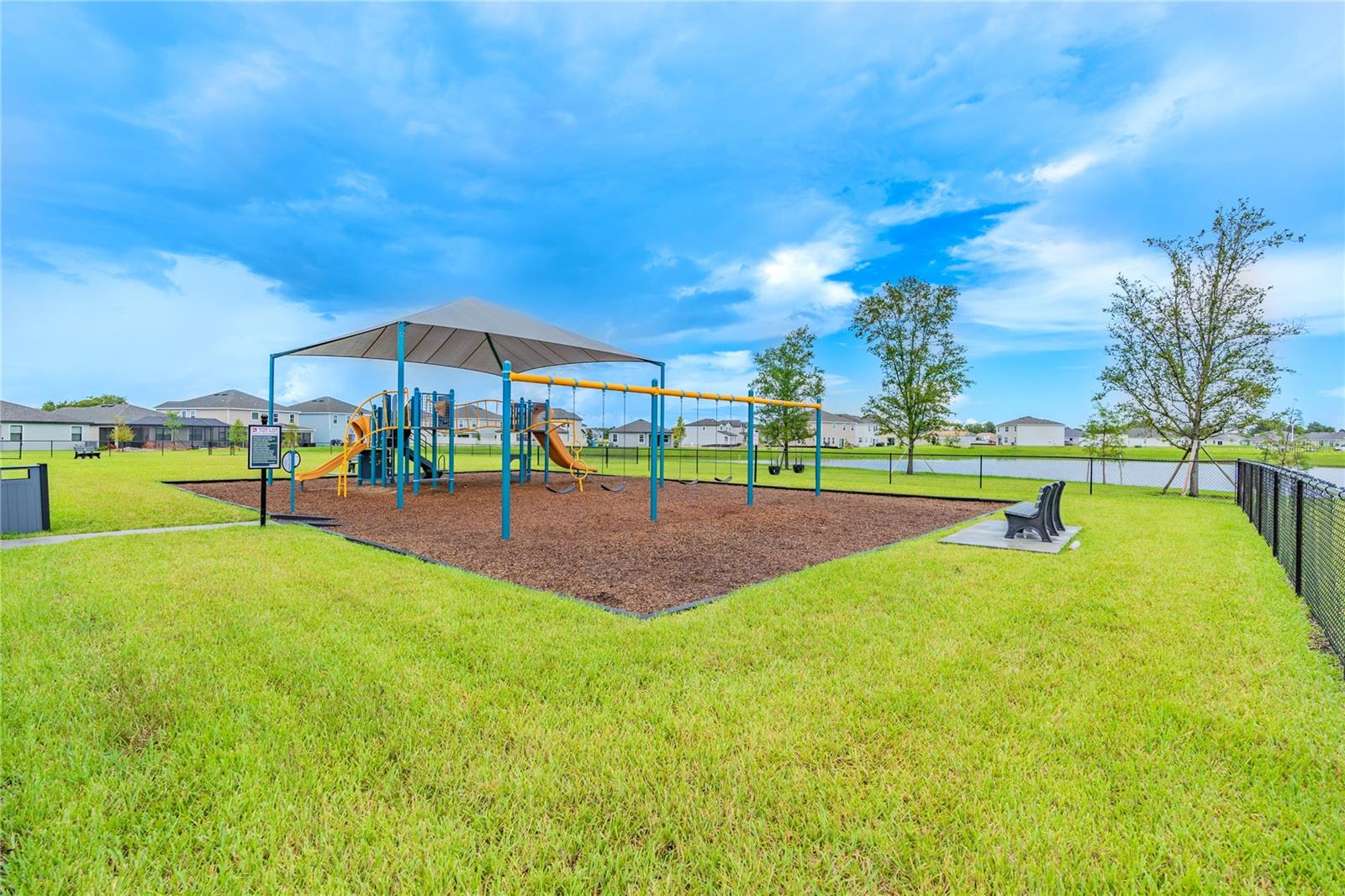 Image 64 of 77 For 7999 Lago Mist Way