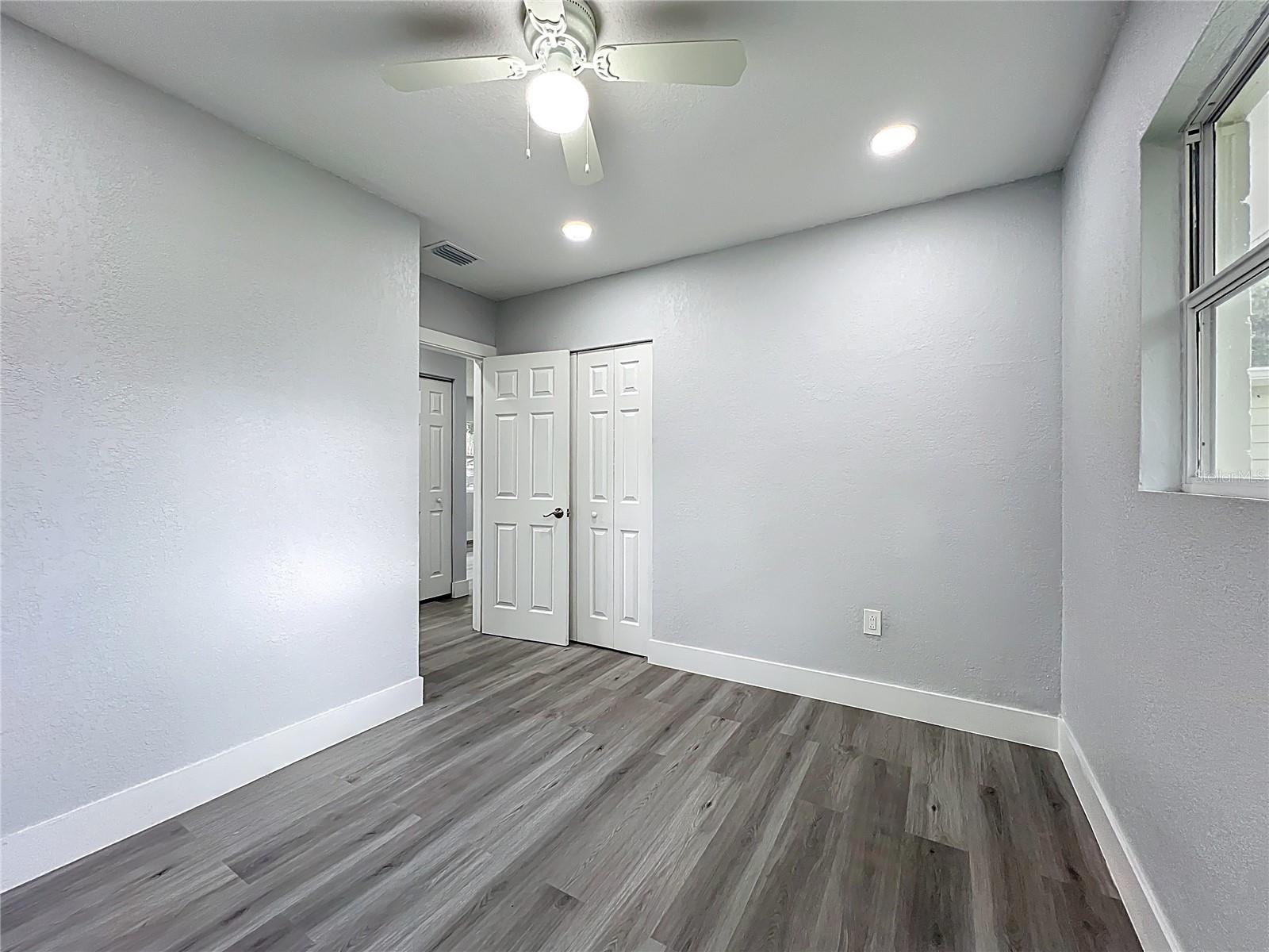 Image 13 of 61 For 2105 Allendale Avenue