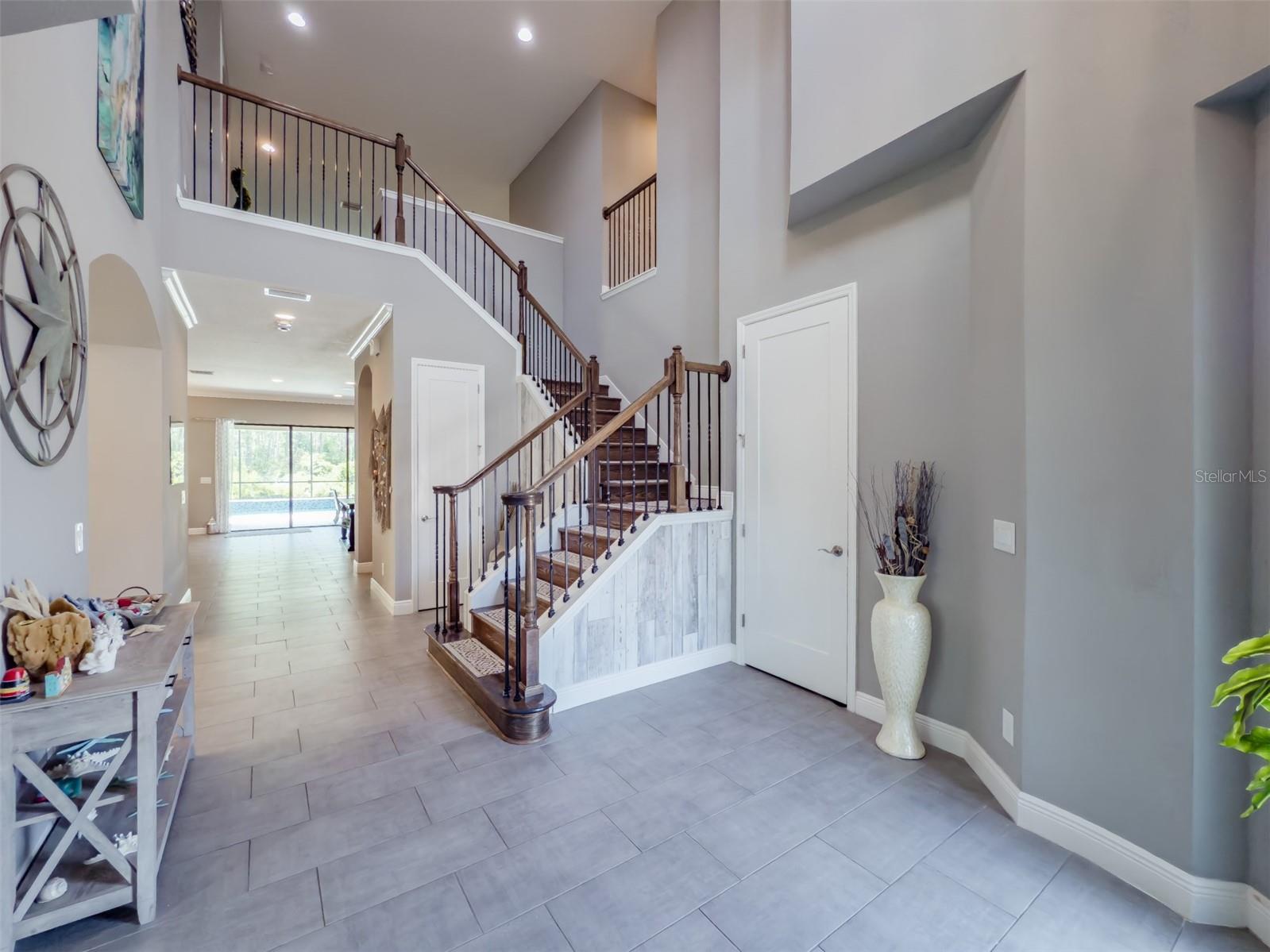 Listing photo id 0 for 21842 Pristine Lake Boulevard