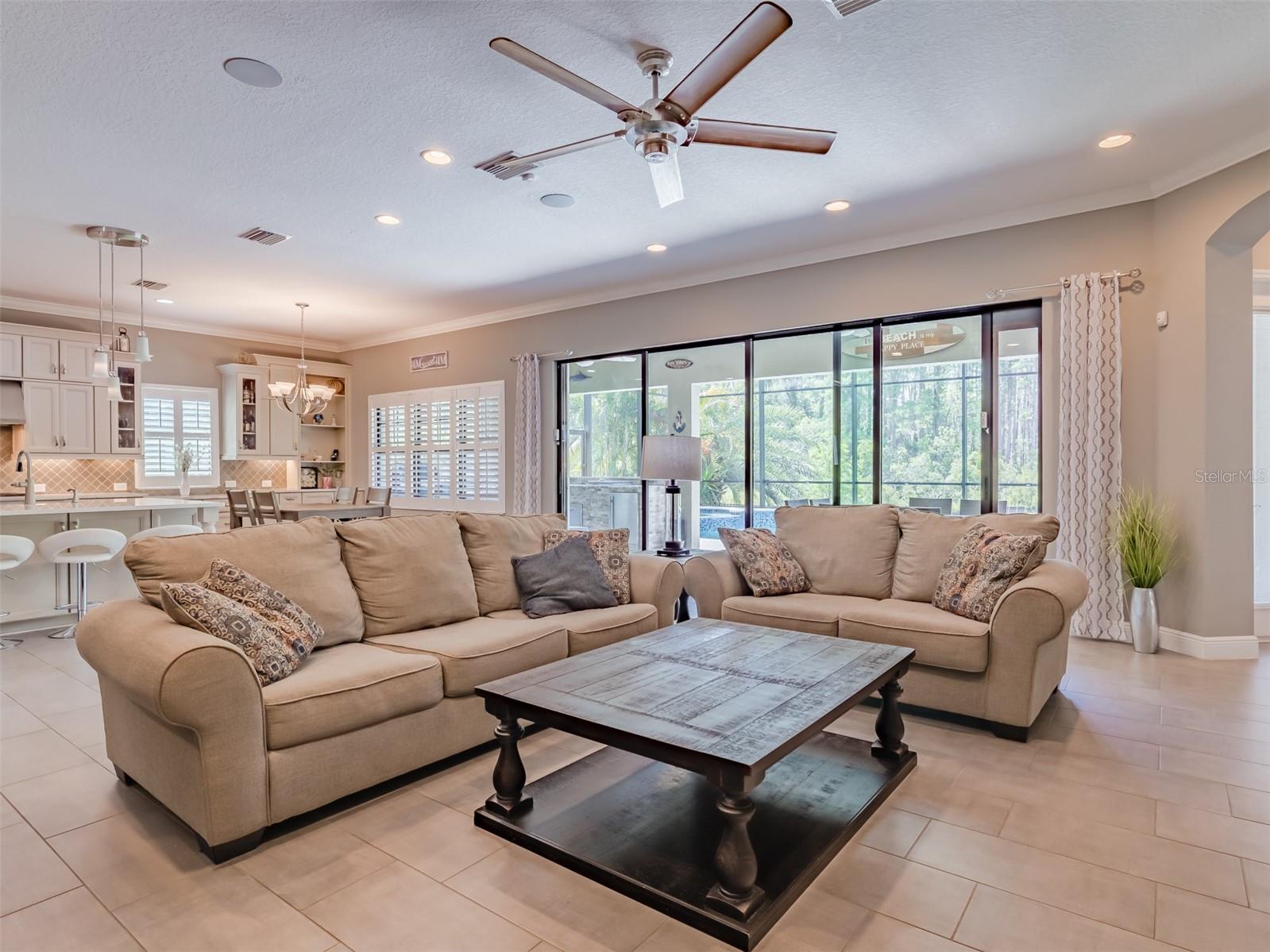 Listing photo id 22 for 21842 Pristine Lake Boulevard