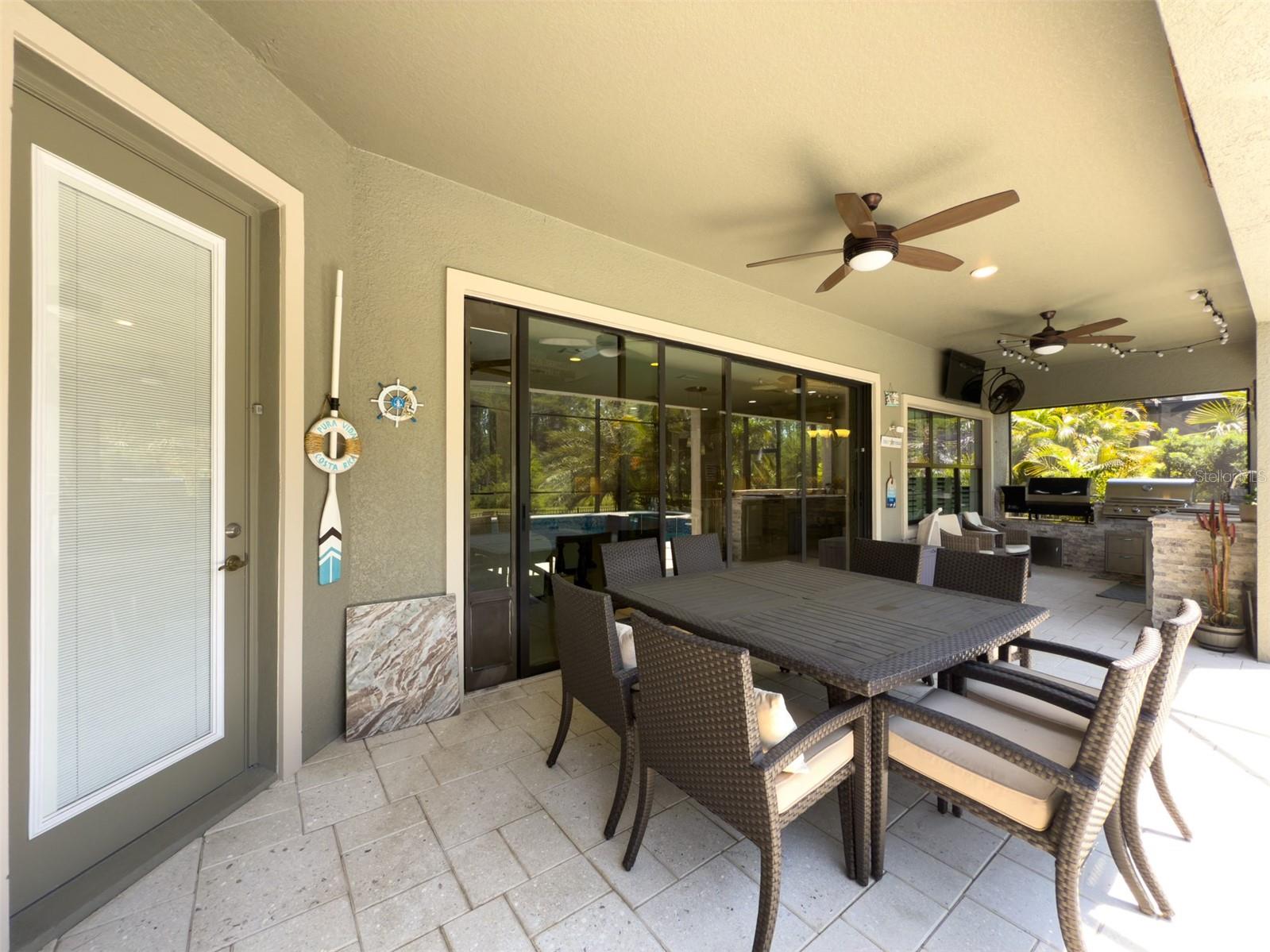 Listing photo id 26 for 21842 Pristine Lake Boulevard