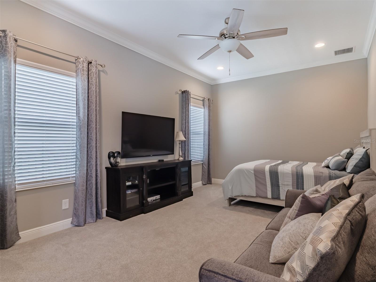 Listing photo id 28 for 21842 Pristine Lake Boulevard